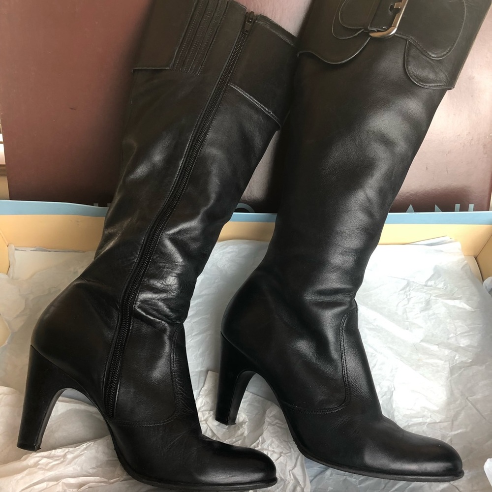 Knee High Leather Buckle Boots - Picture 5 of 7